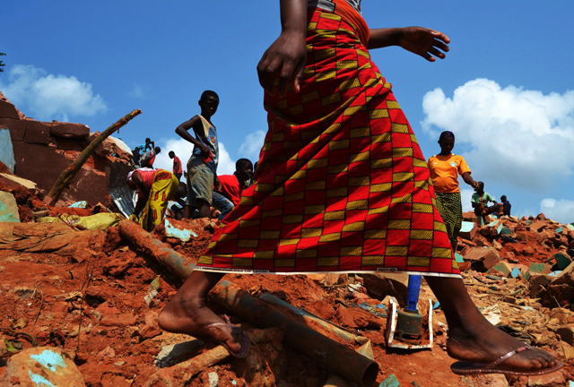 titre-1precarite-du-photo-graphe-barnus-sevi-gbekide_web