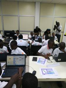 formation des enfants de 9 à 15 ans au logiciel de programmation scratch par la Fondation Orange Côte d'ivoire, Kaleidoscopedemoi, Bamba Aida