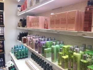 un vent de naturel à cap sur, yves rocher, abidjan, kaleidocopedemoi